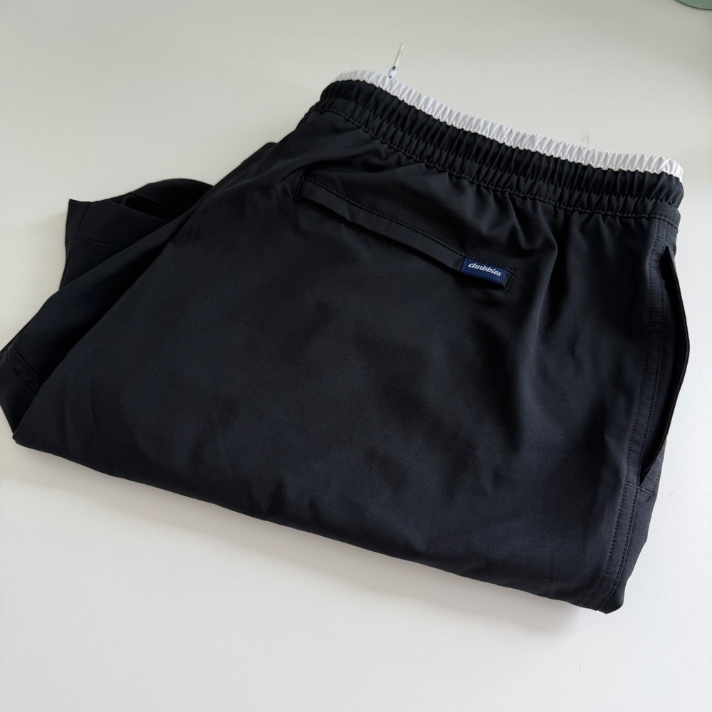 Chubbies Mens Black Swim Trunks 7 Inch Inseam Mesh Lined Size XXL Logo Shorts